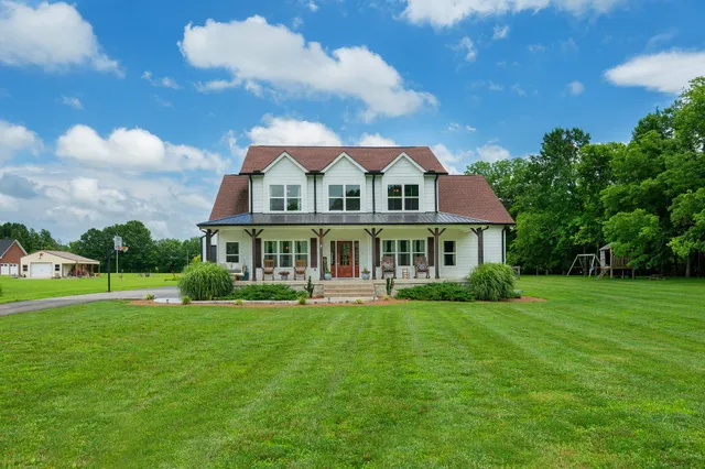 $699,900 | 1675 Walnut Hill Road, Lebanon, TN 37090