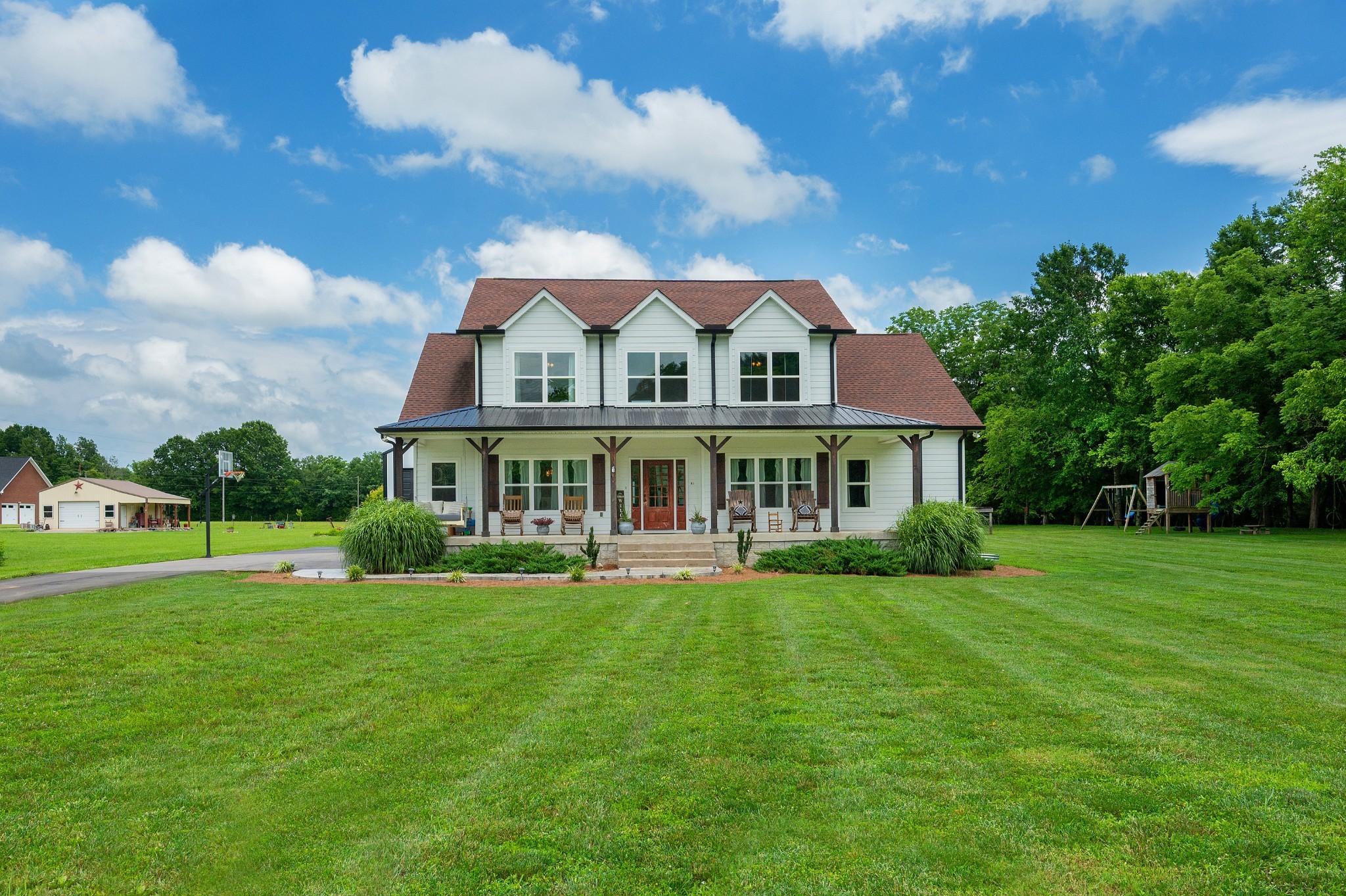 1675 Walnut Hill Road Lebanon, TN 37090 - Photo 53 of 54 a view of a house with a big yard