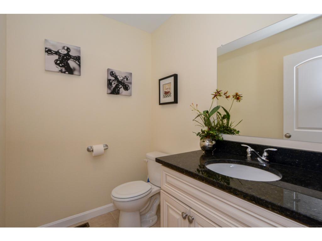 14 Florence Street, Unit 5 Derry, NH 03038 - Photo 6 of 19 Gallery Image 6