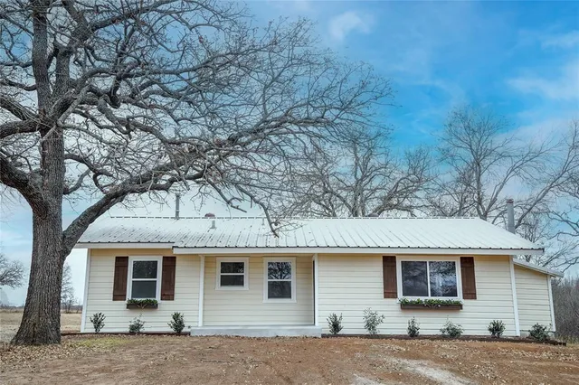 $415,000 | 188 Pr 1314, Bridgeport, TX 76426