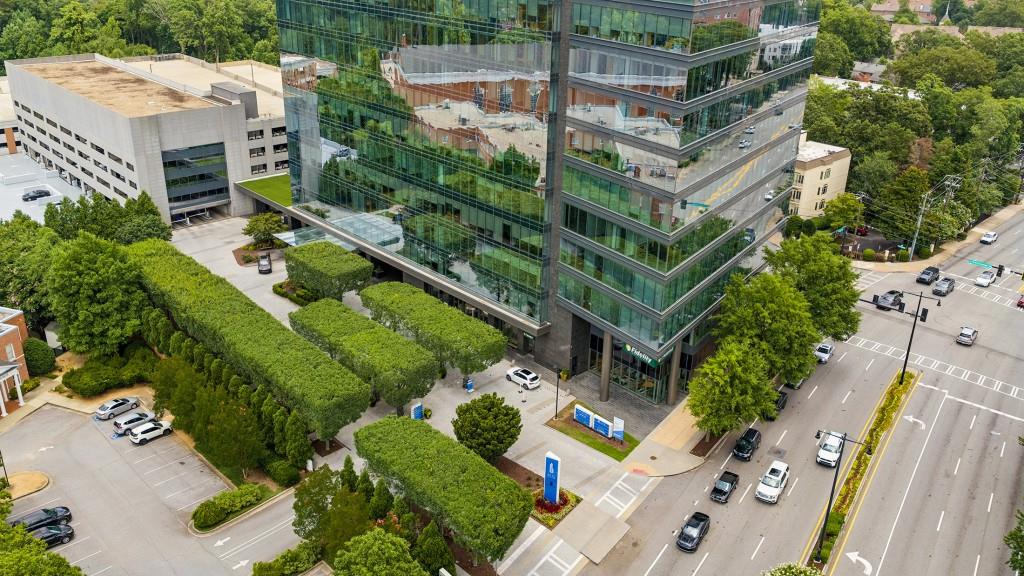 3630 Peachtree Road, Unit 3002 Atlanta, GA 30319 - Photo 60 of 62 Gallery Image 60