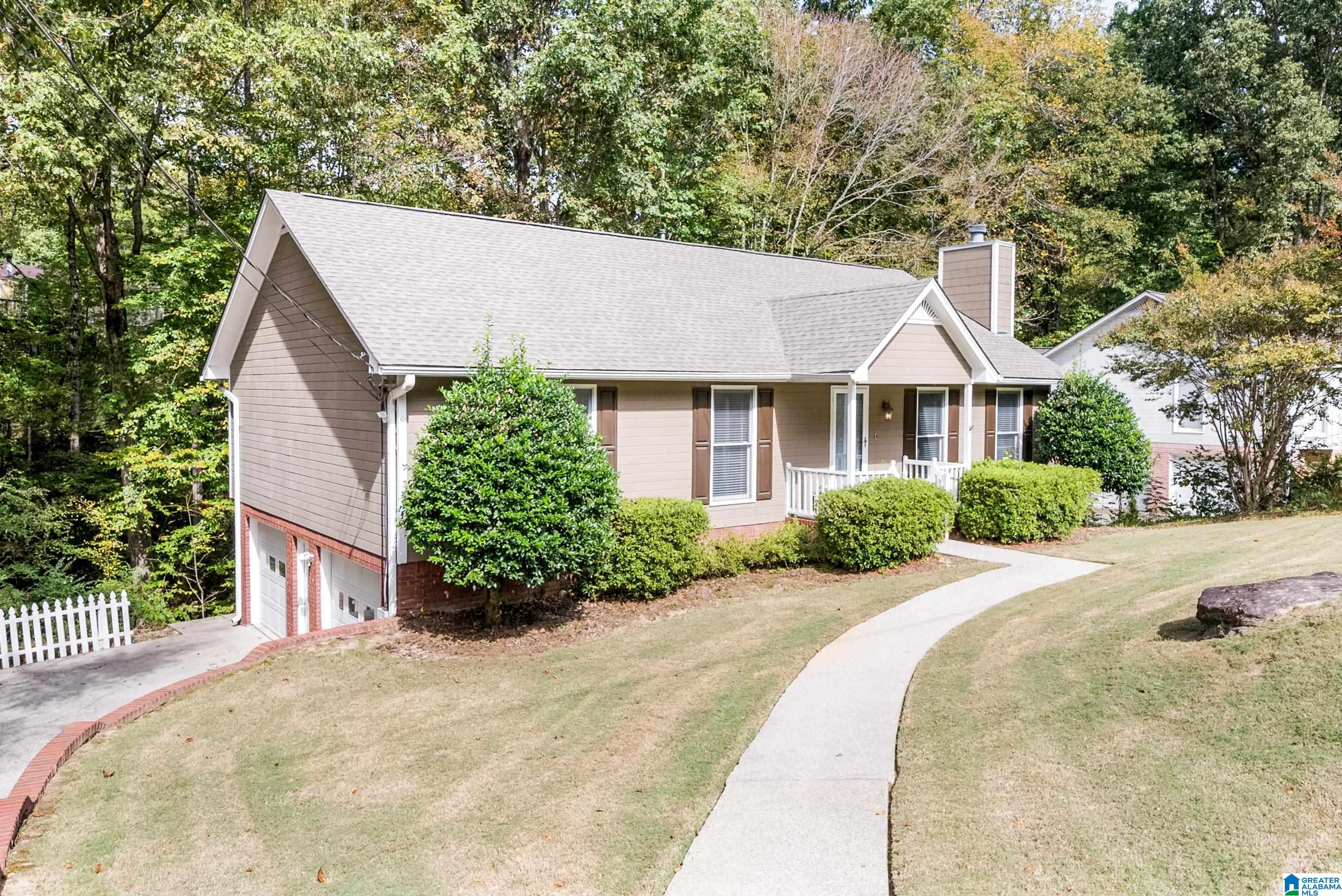 5064 Janet Lane Birmingham, AL 35210 - Photo 3 of 42