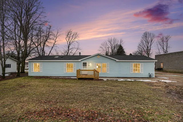 $229,900 | 625 East Main Street, Fennville, MI 49408