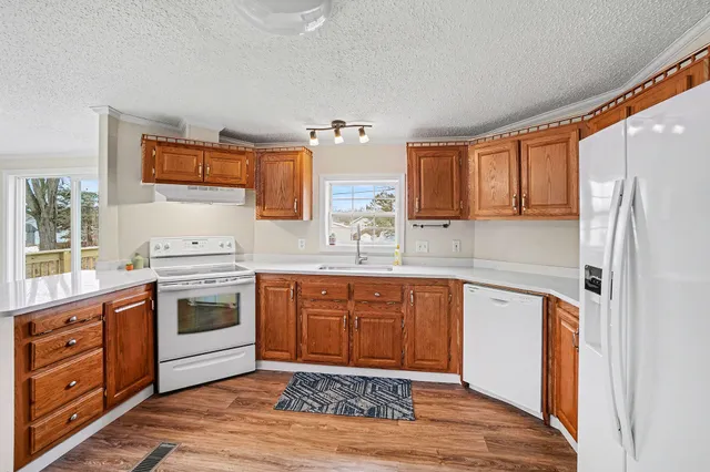 $229,900 | 625 East Main Street, Fennville, MI 49408