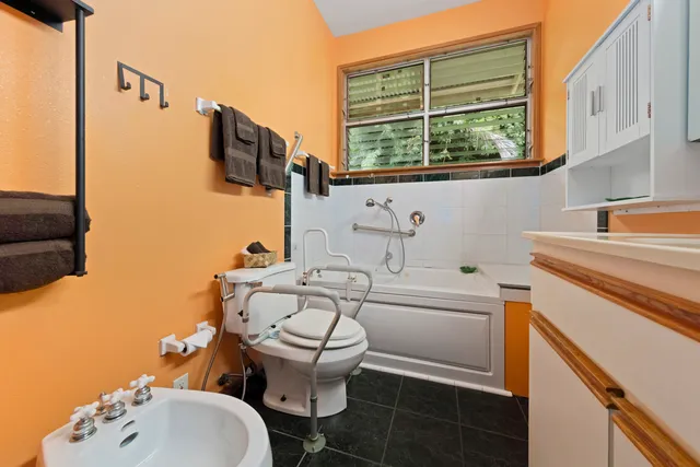 $995,000 | 1436 Maikalani Street, Hilo, HI 96720