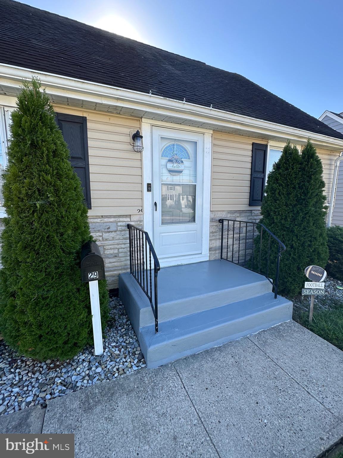 29 Petty Ridge Road Hamilton, NJ 08620 - Photo 4 of 47 a front view of a house with a yard