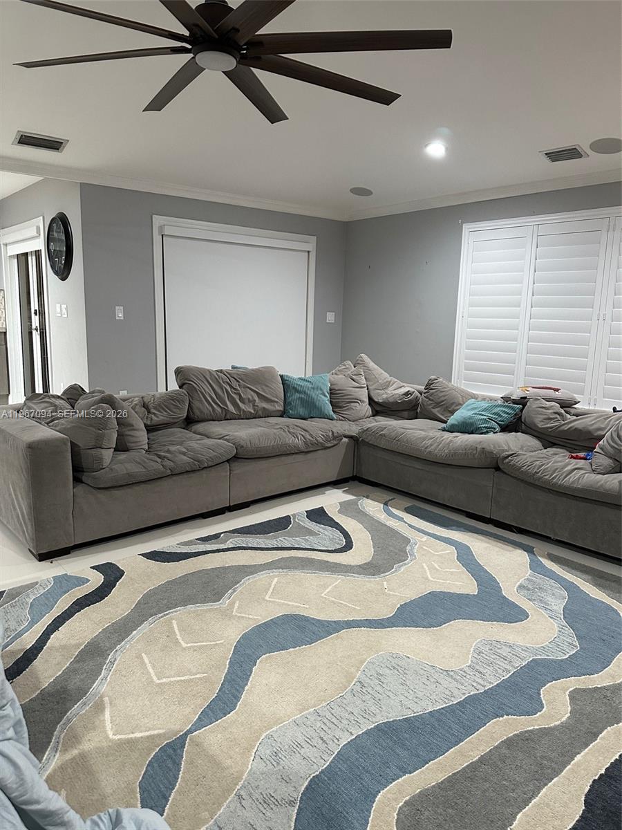 15845 Southwest 153rd Avenue Miami, FL 33187 - Photo 7 of 27