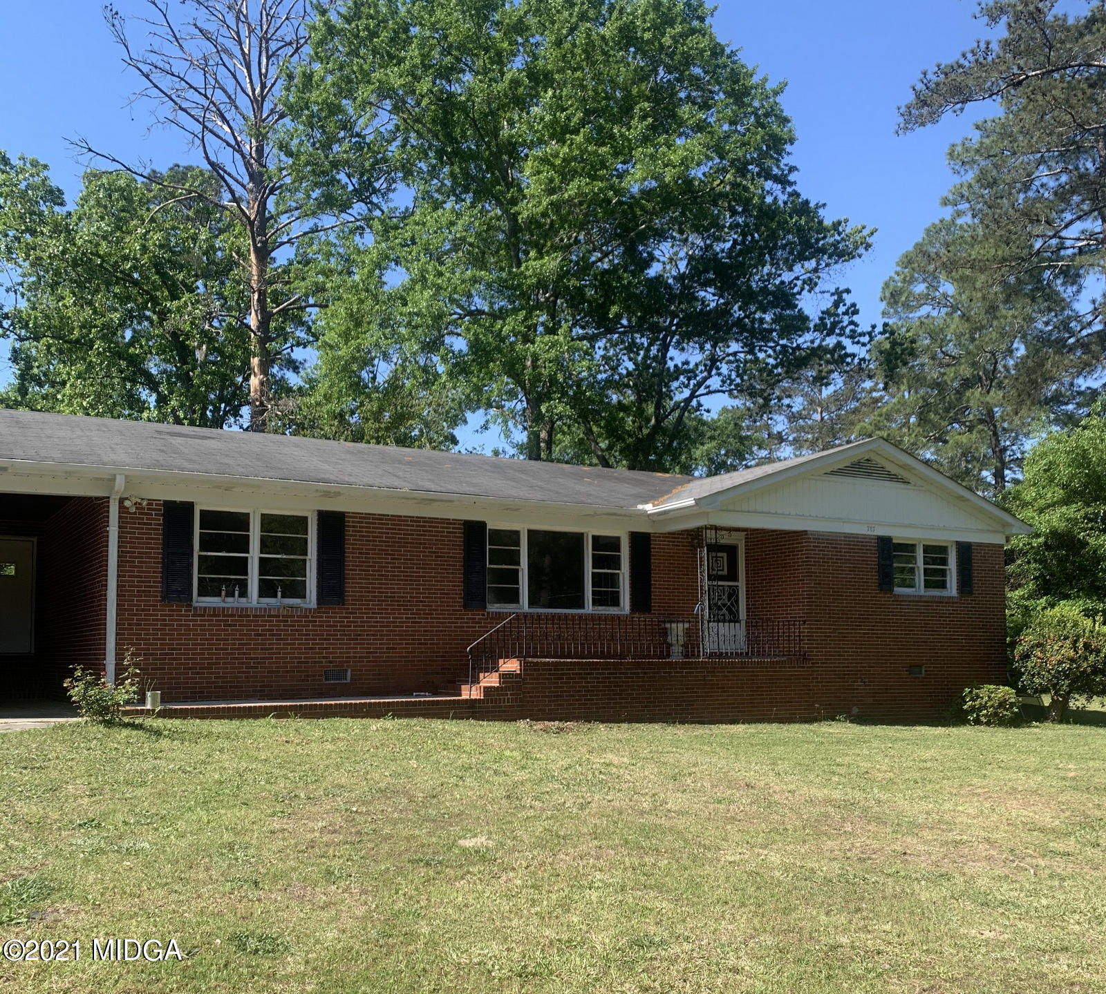 787 Windsor Road Macon, GA 31204 - Photo 1 of 11 IMG_2137