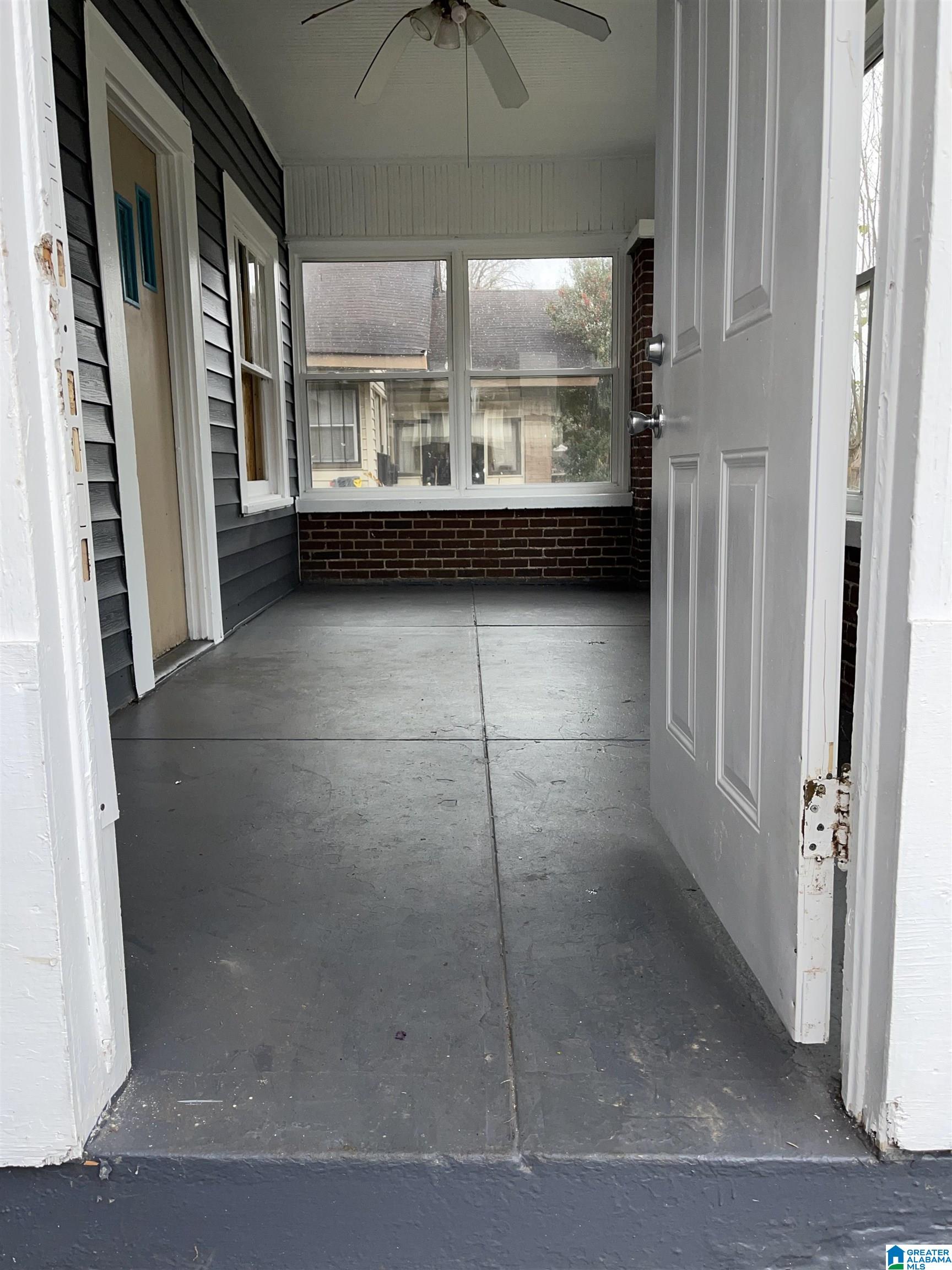 827 29th Street Southwest Birmingham, AL 35211 - Photo 5 of 20