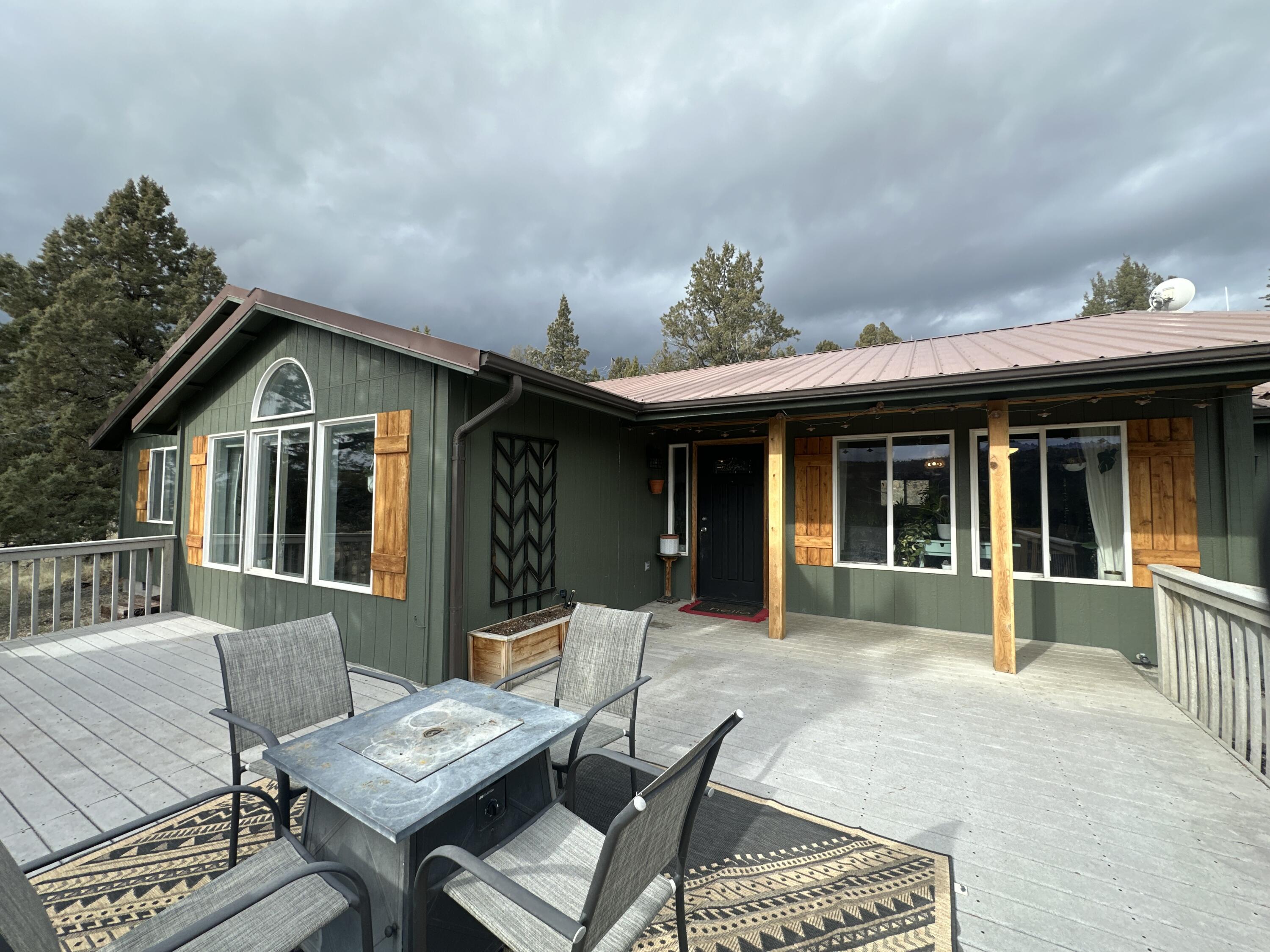 120 Valley View Drive John Day, OR 97845 - Photo 5 of 39 DJI_20260216_134535_103