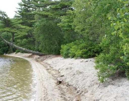 Land/Lot. Shore frontage