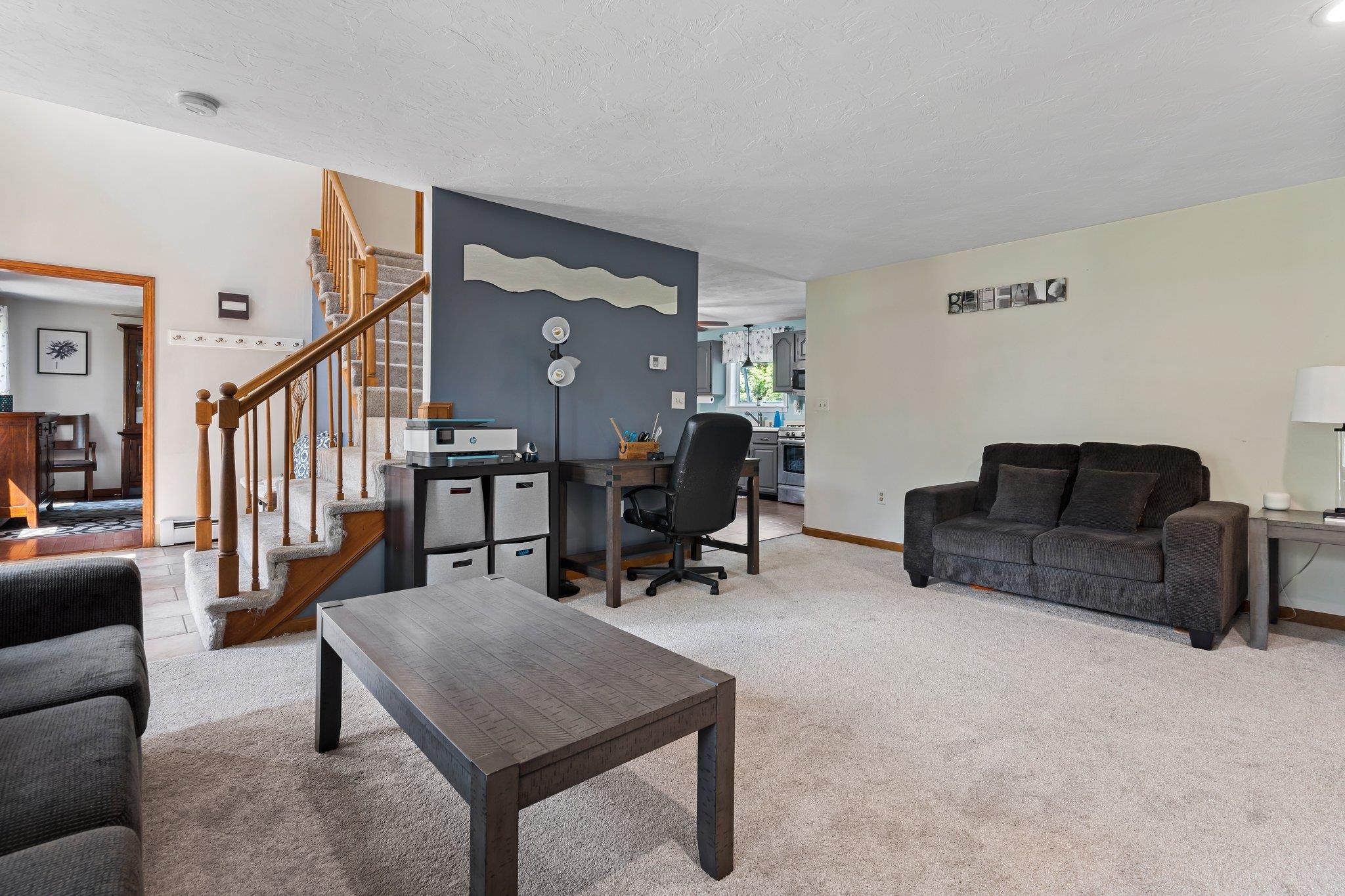 1 Kenneth Road Sandown, NH 03873 - Photo 36 of 40