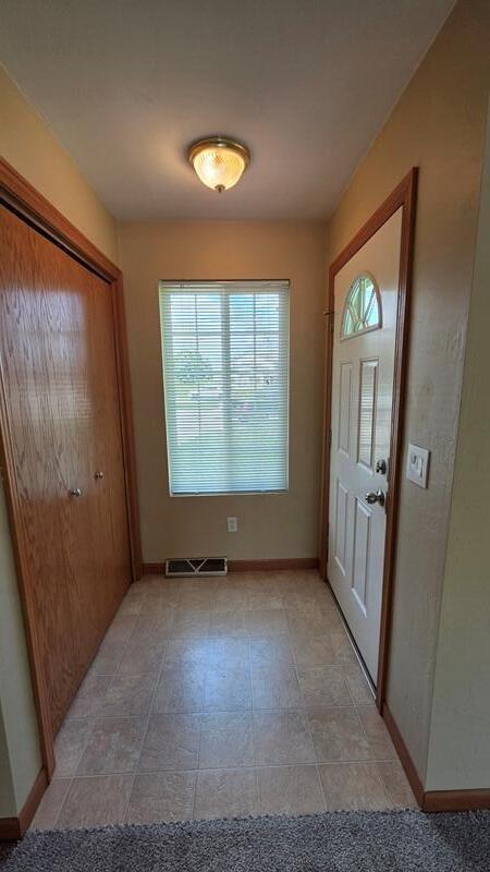 4725 Fox Grove Road Sheboygan, WI 53081 - Photo 6 of 47 Front Entrance
