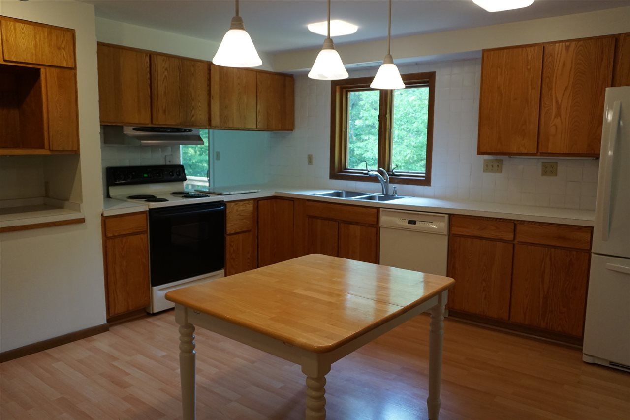 310 Wheeler Road Hollis, NH 03049 - Photo 8 of 31
