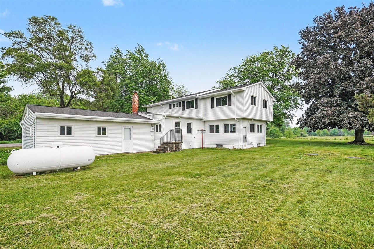 9700 Fenner Road Perry, MI 48872 - Photo 25 of 31