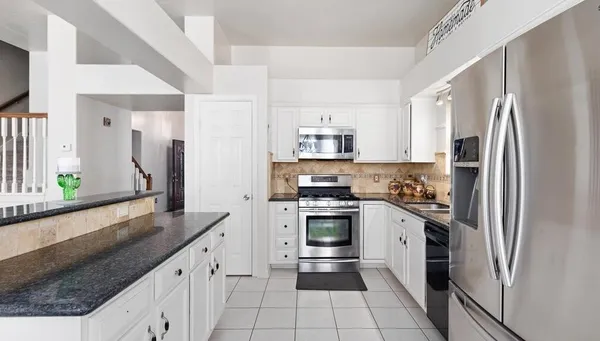 $2,600 | 20707 Redbud Trail, Humble, TX 77346