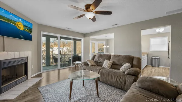 $369,000 | 258 Regatta Bay Circle, Unit 2D, Lake Ozark, MO 65049