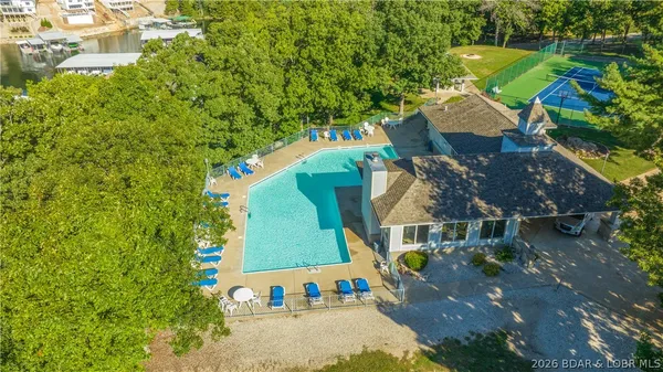 $369,000 | 258 Regatta Bay Circle, Unit 2D, Lake Ozark, MO 65049