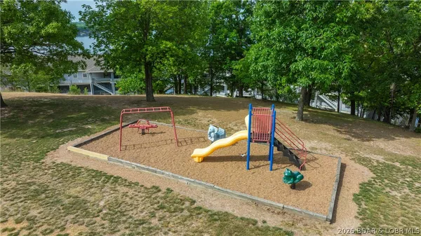 $369,000 | 258 Regatta Bay Circle, Unit 2D, Lake Ozark, MO 65049