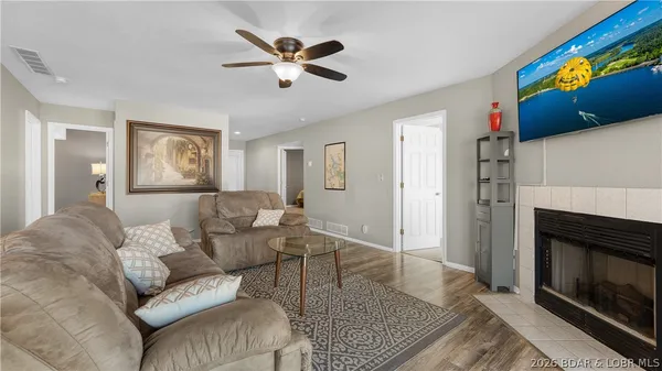 $369,000 | 258 Regatta Bay Circle, Unit 2D, Lake Ozark, MO 65049