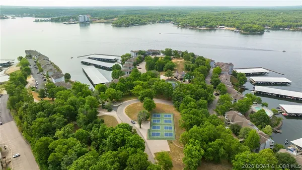 $369,000 | 258 Regatta Bay Circle, Unit 2D, Lake Ozark, MO 65049