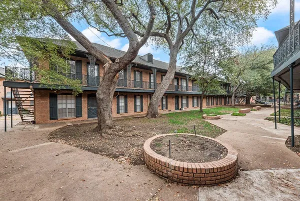 $179,000 | 6015 East University Boulevard, Unit 228, Dallas, TX 75206