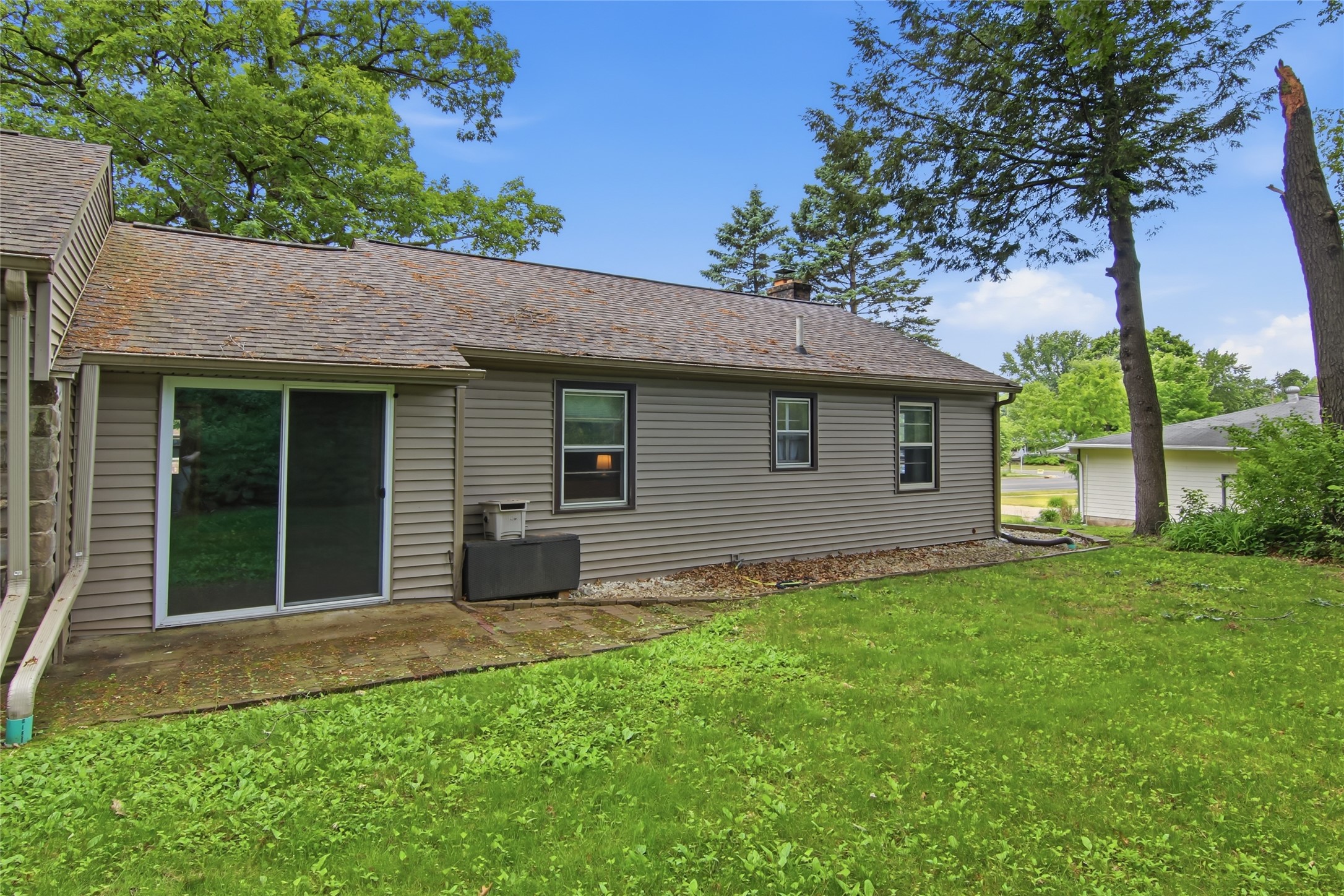 2715 Rudolph Road Eau Claire, WI 54701 - Photo 29 of 38