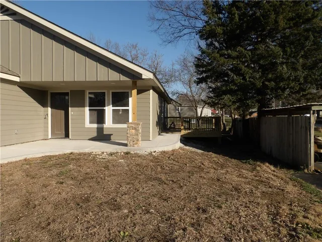 $289,999 | 303 South Lexington Street, Holden, MO 64040