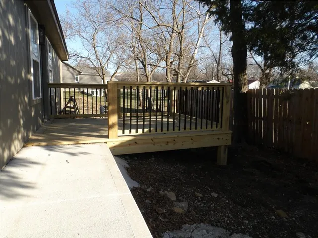 $289,999 | 303 South Lexington Street, Holden, MO 64040