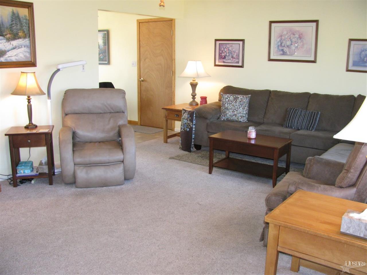 5212 Ann Hackley Road Fort Wayne, IN 46835 - Photo 8 of 27 Gallery Image 8