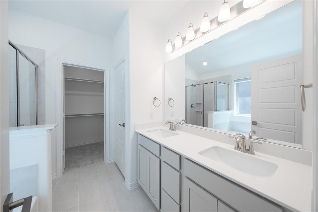 1903 Partridge Road Princeton, TX 75407 - Photo 10 of 24 Primary Bathroom