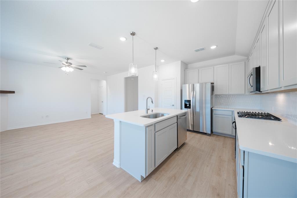 1903 Partridge Road Princeton, TX 75407 - Photo 4 of 24 Kitchen