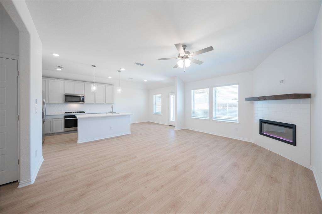 1903 Partridge Road Princeton, TX 75407 - Photo 6 of 24 Great Room