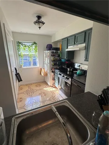 $1,200 | 2301 Edenborn Avenue, Unit 306, Metairie, LA 70001