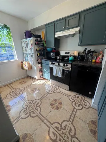 $1,200 | 2301 Edenborn Avenue, Unit 306, Metairie, LA 70001