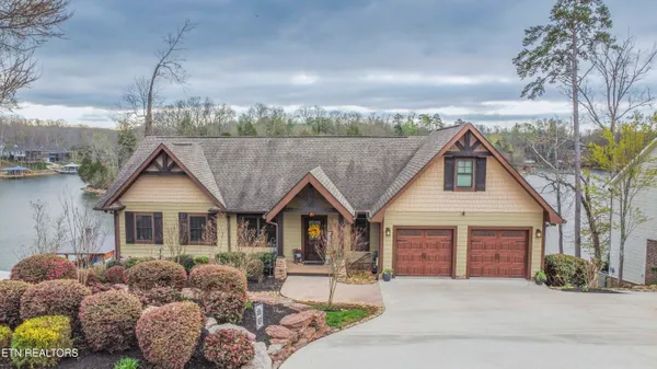 $1,500,000 | 763 Waterfront Way, Ten Mile, TN 37880