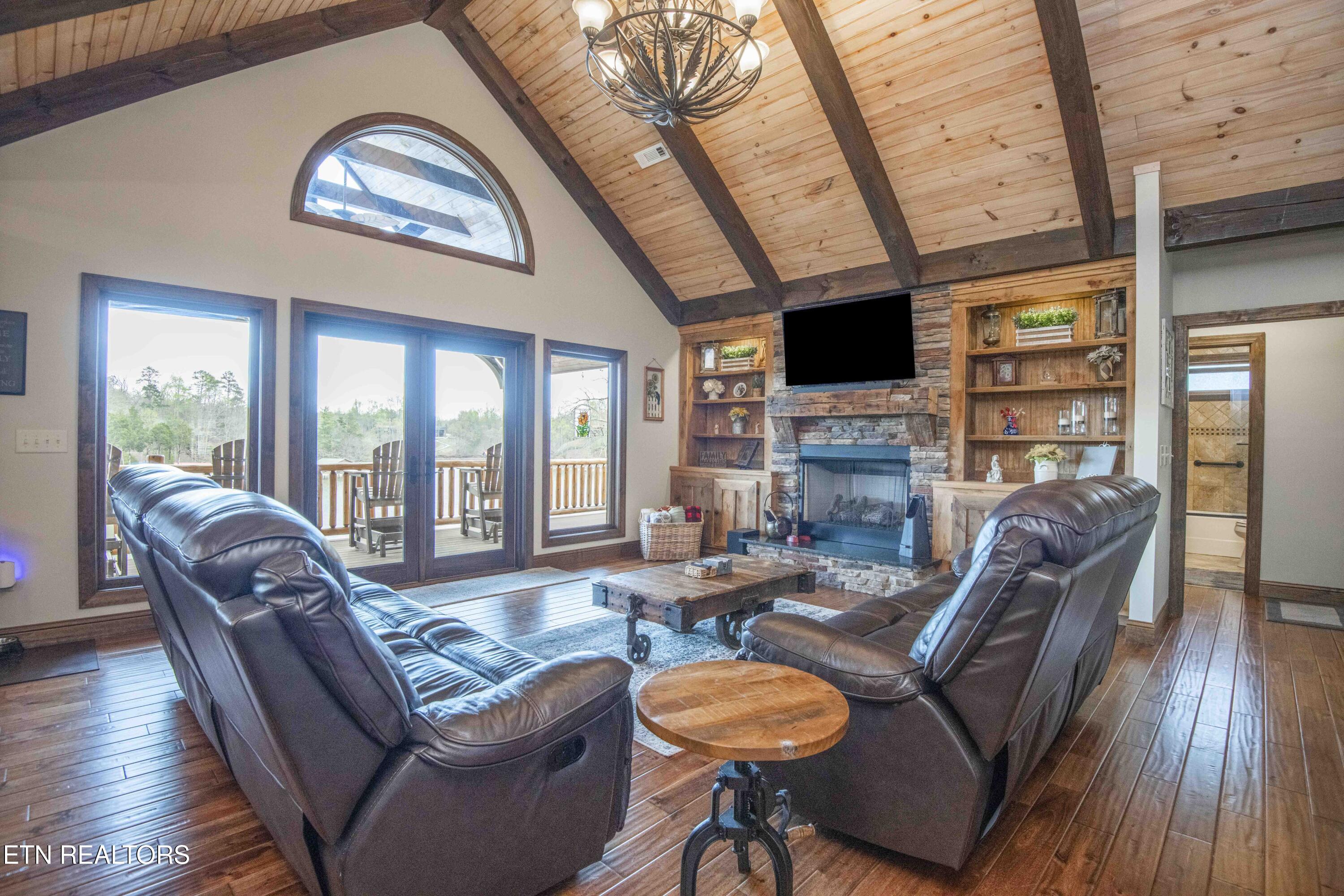 763 Waterfront Way Ten Mile, TN 37880 - Photo 12 of 58 living 5_1