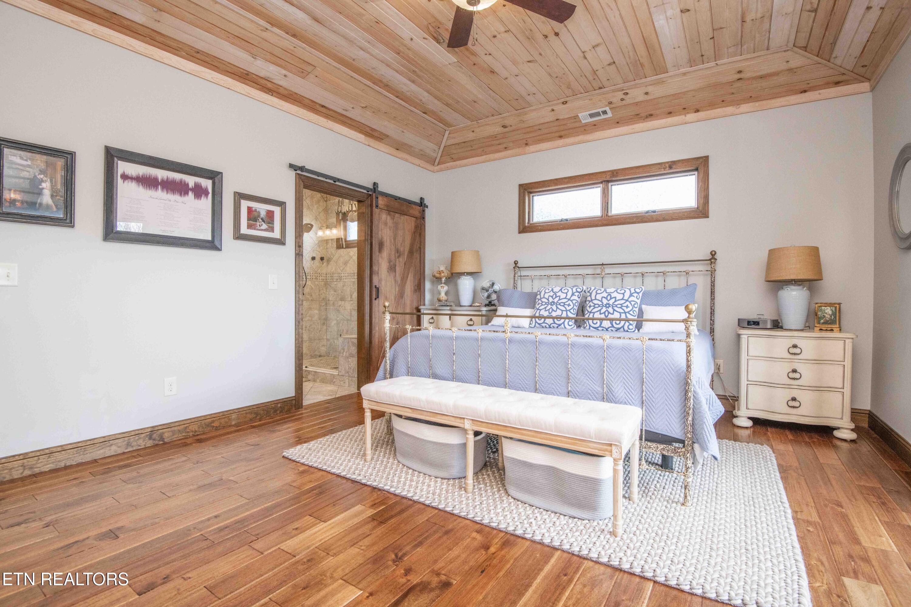 763 Waterfront Way Ten Mile, TN 37880 - Photo 15 of 54 master bed 3_1