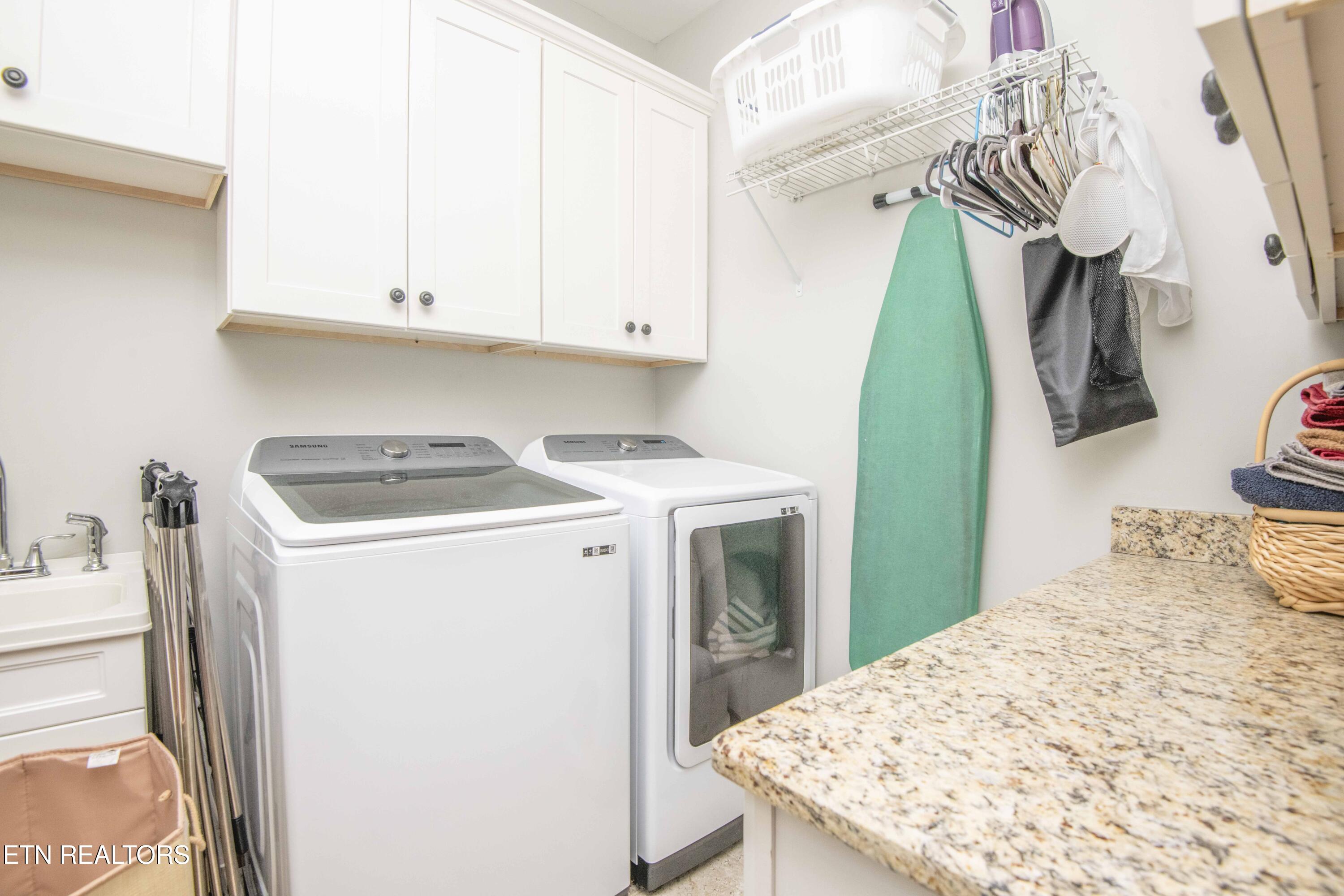 763 Waterfront Way Ten Mile, TN 37880 - Photo 33 of 58 laundrhy_1