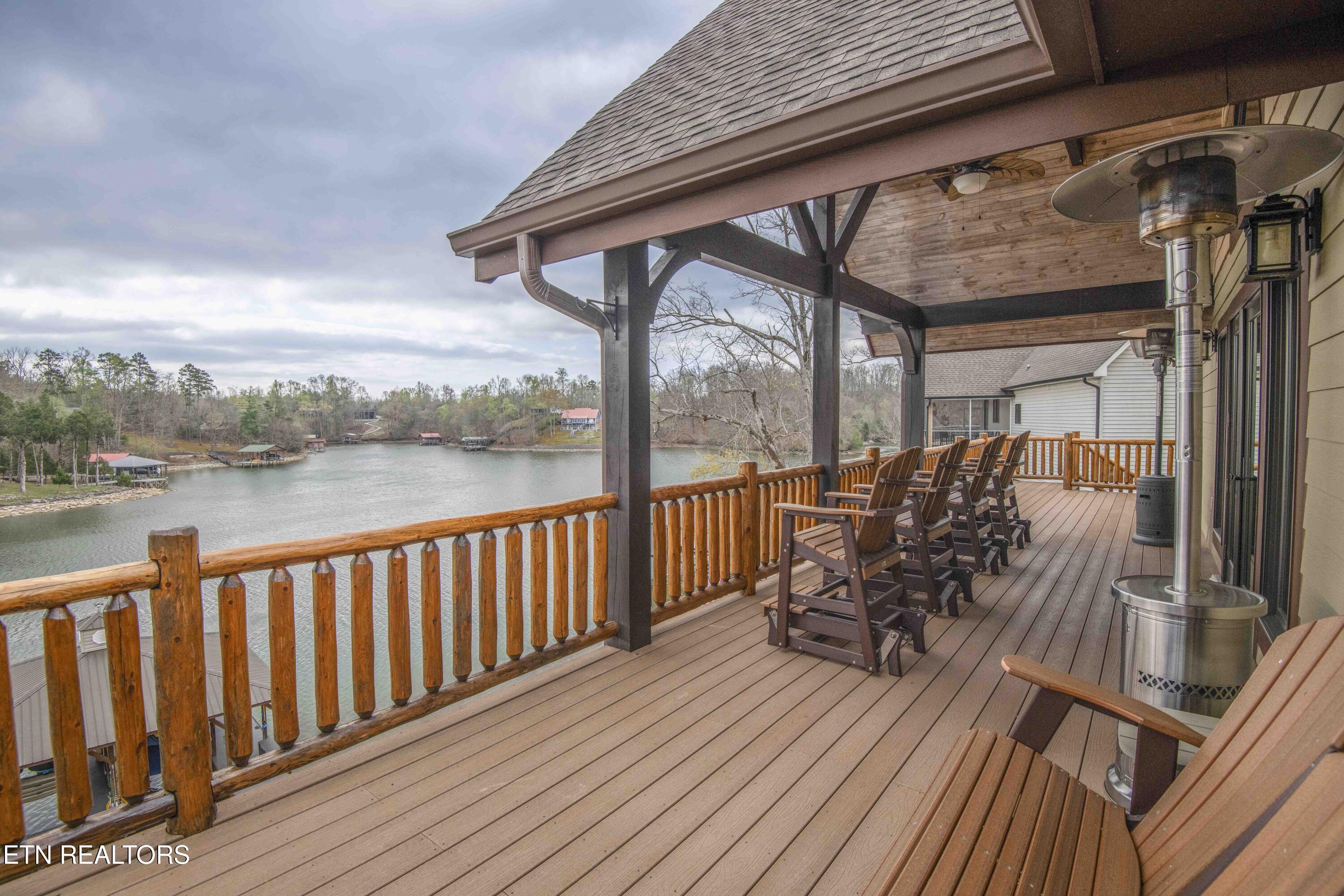 763 Waterfront Way Ten Mile, TN 37880 - Photo 36 of 54 upper deck 1_1