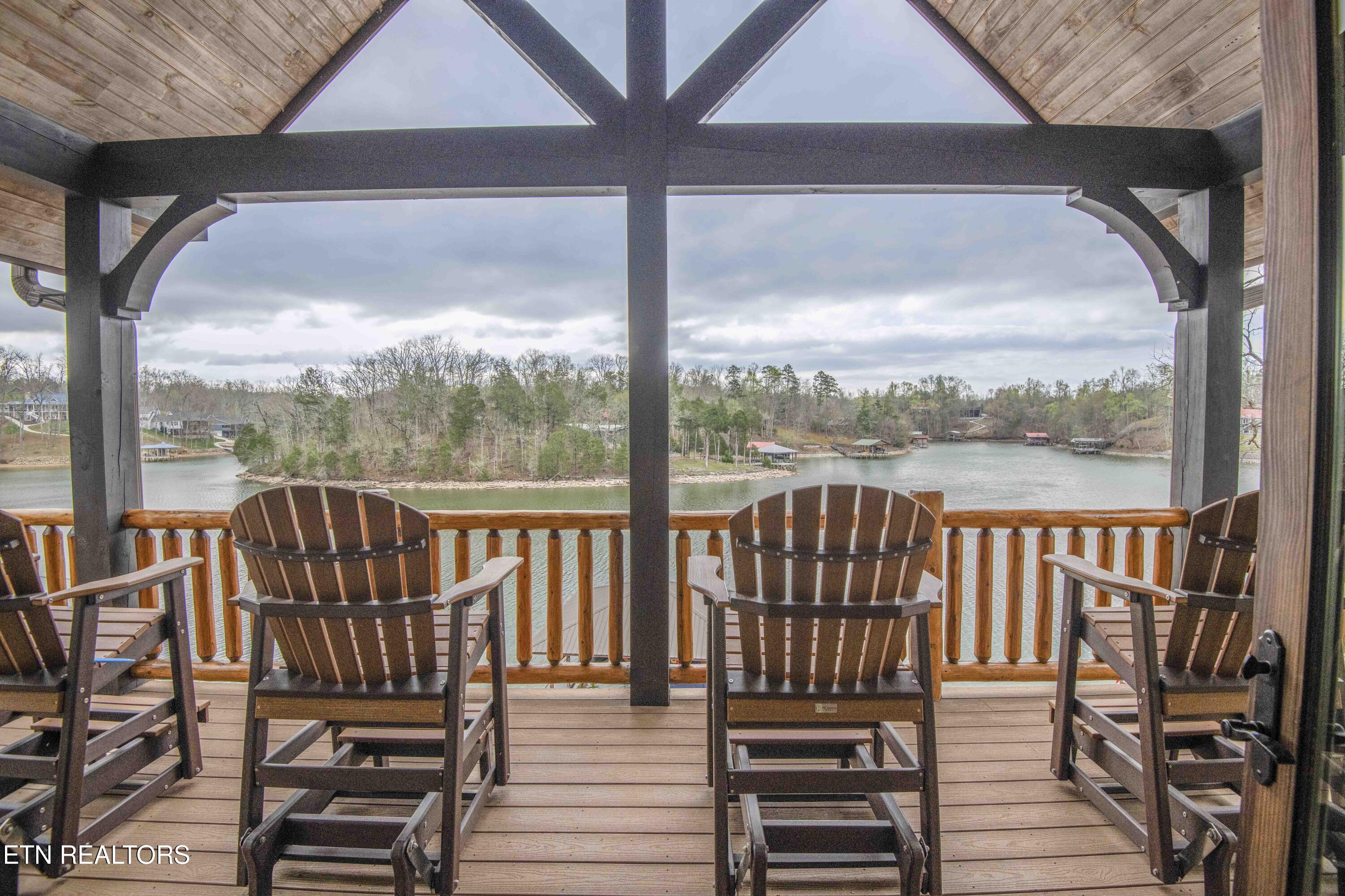 763 Waterfront Way Ten Mile, TN 37880 - Photo 37 of 54 upper deck_1