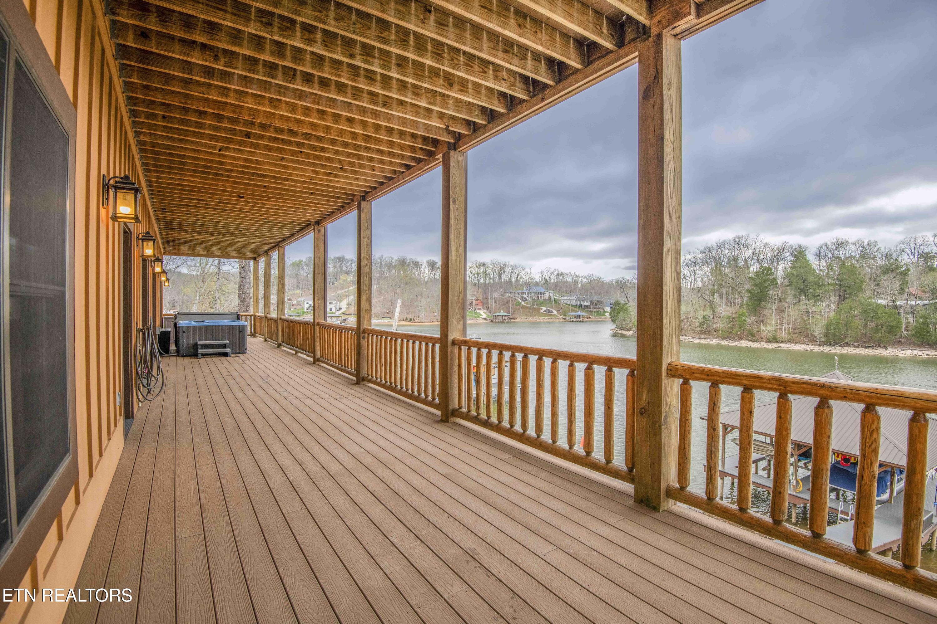 763 Waterfront Way Ten Mile, TN 37880 - Photo 38 of 54 lower deck_1