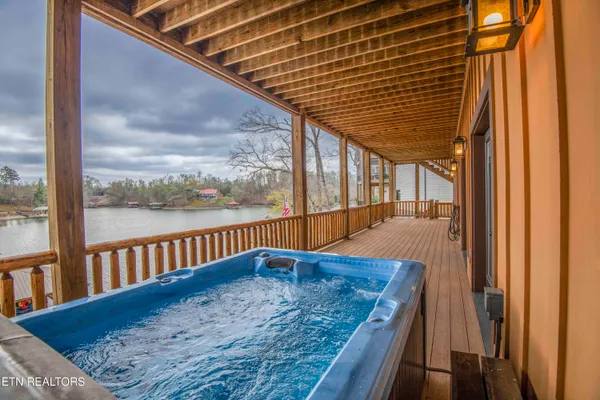 $1,500,000 | 763 Waterfront Way, Ten Mile, TN 37880