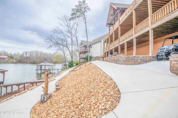 $1,500,000 | 763 Waterfront Way, Ten Mile, TN 37880