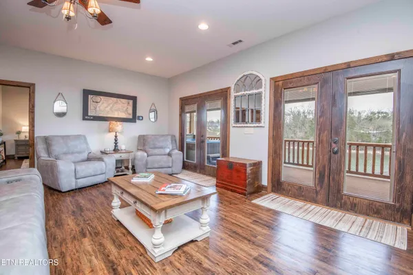$1,500,000 | 763 Waterfront Way, Ten Mile, TN 37880