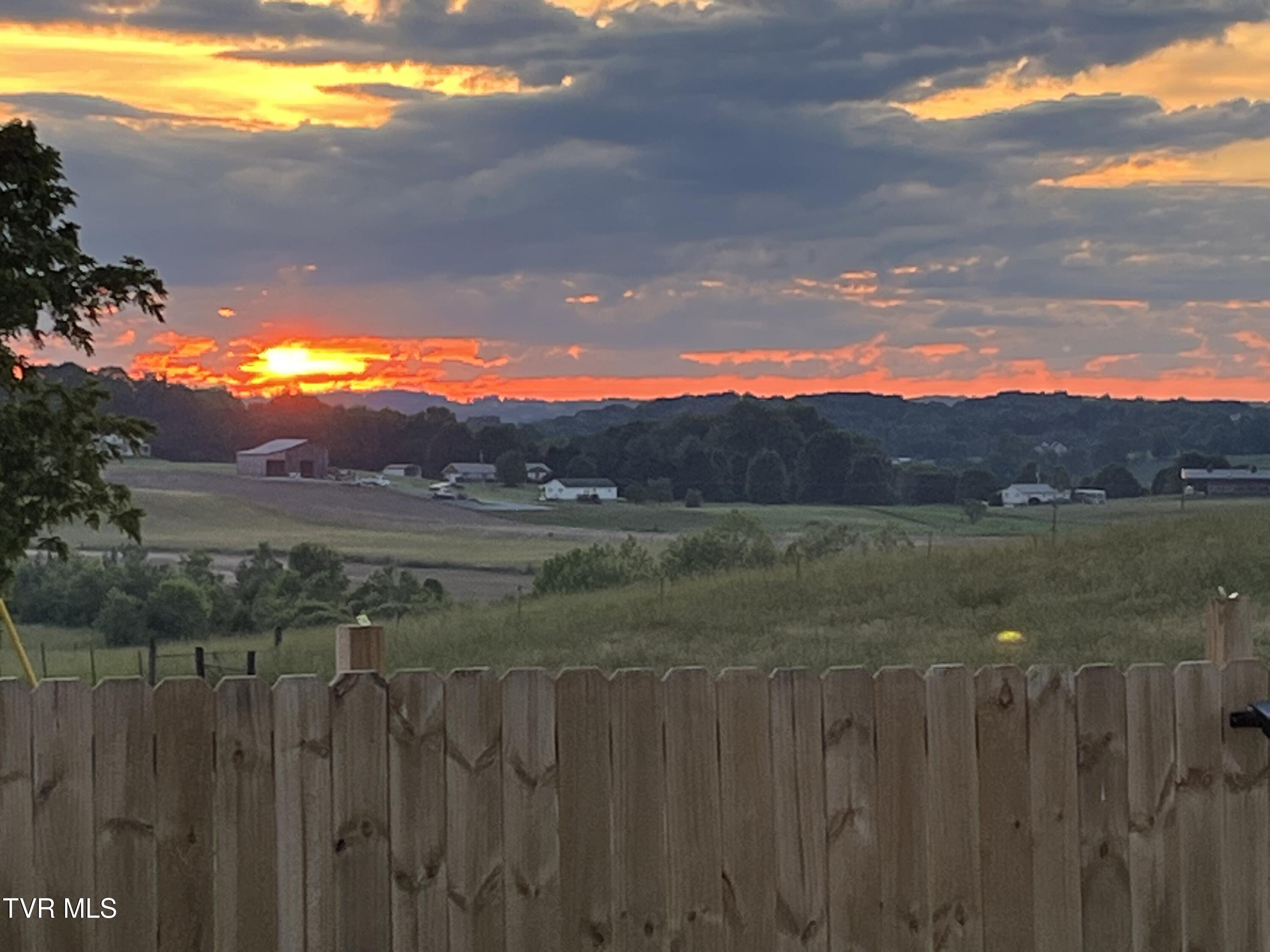 225 Shaw Road Chuckey, TN 37641 - Photo 33 of 51 IMG_0356