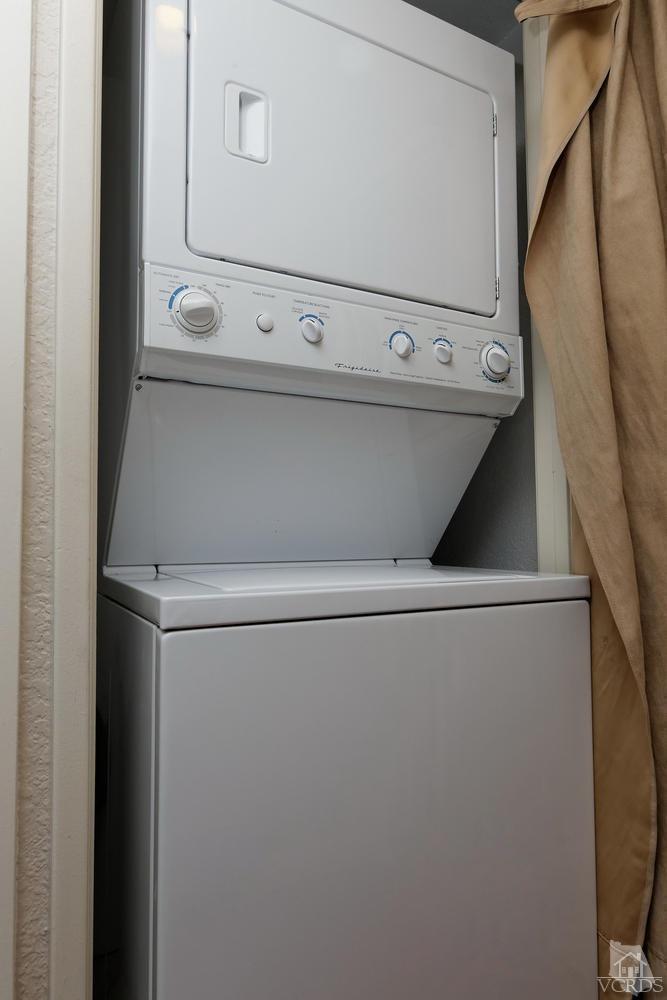1007 Waltham Road, Unit F Simi Valley, CA 93065 - Photo 25 of 32 a close up view of washer and dryer