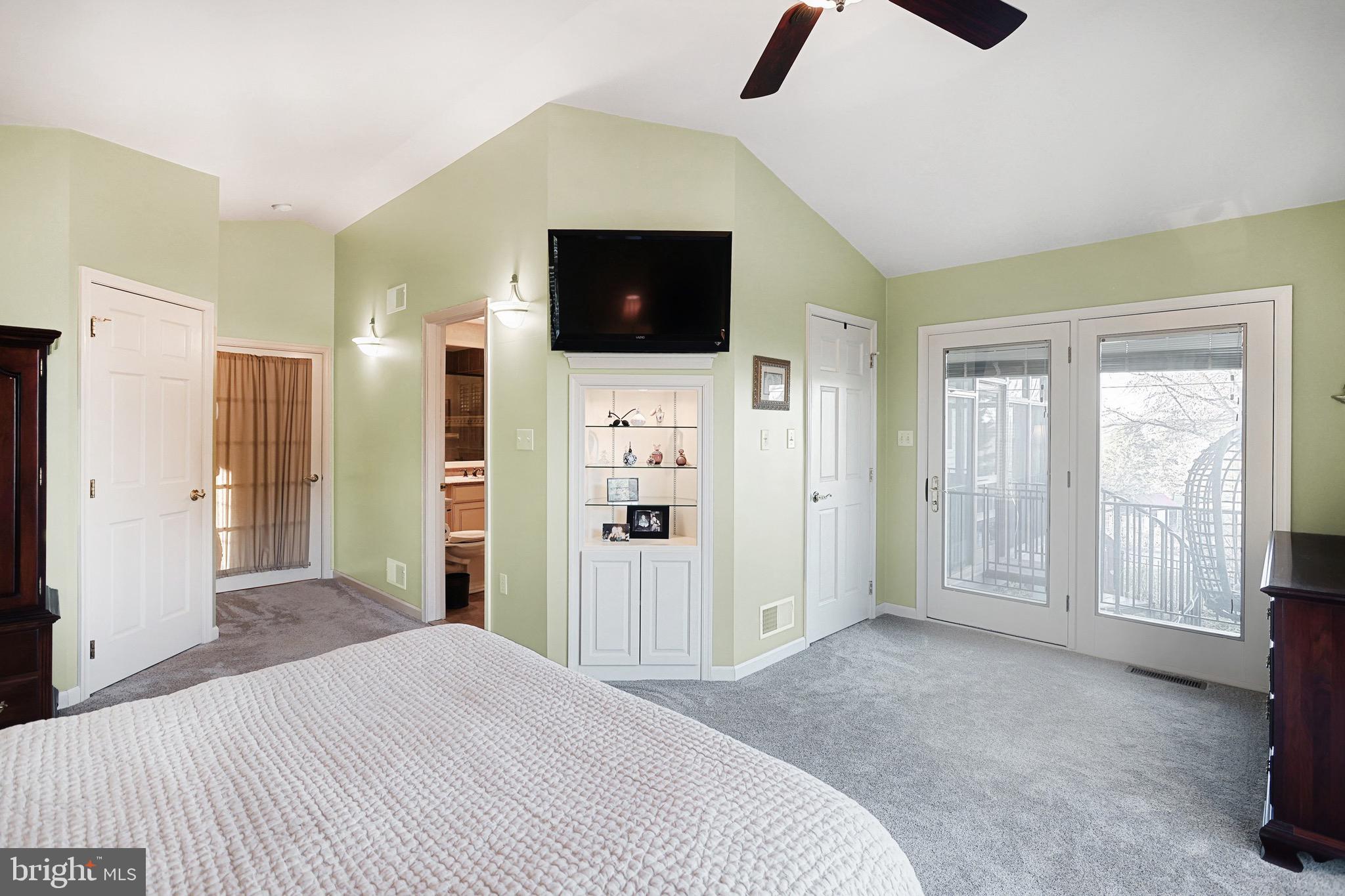 785 Dietz Road York, PA 17402 - Photo 44 of 72 Vaulted ceilings