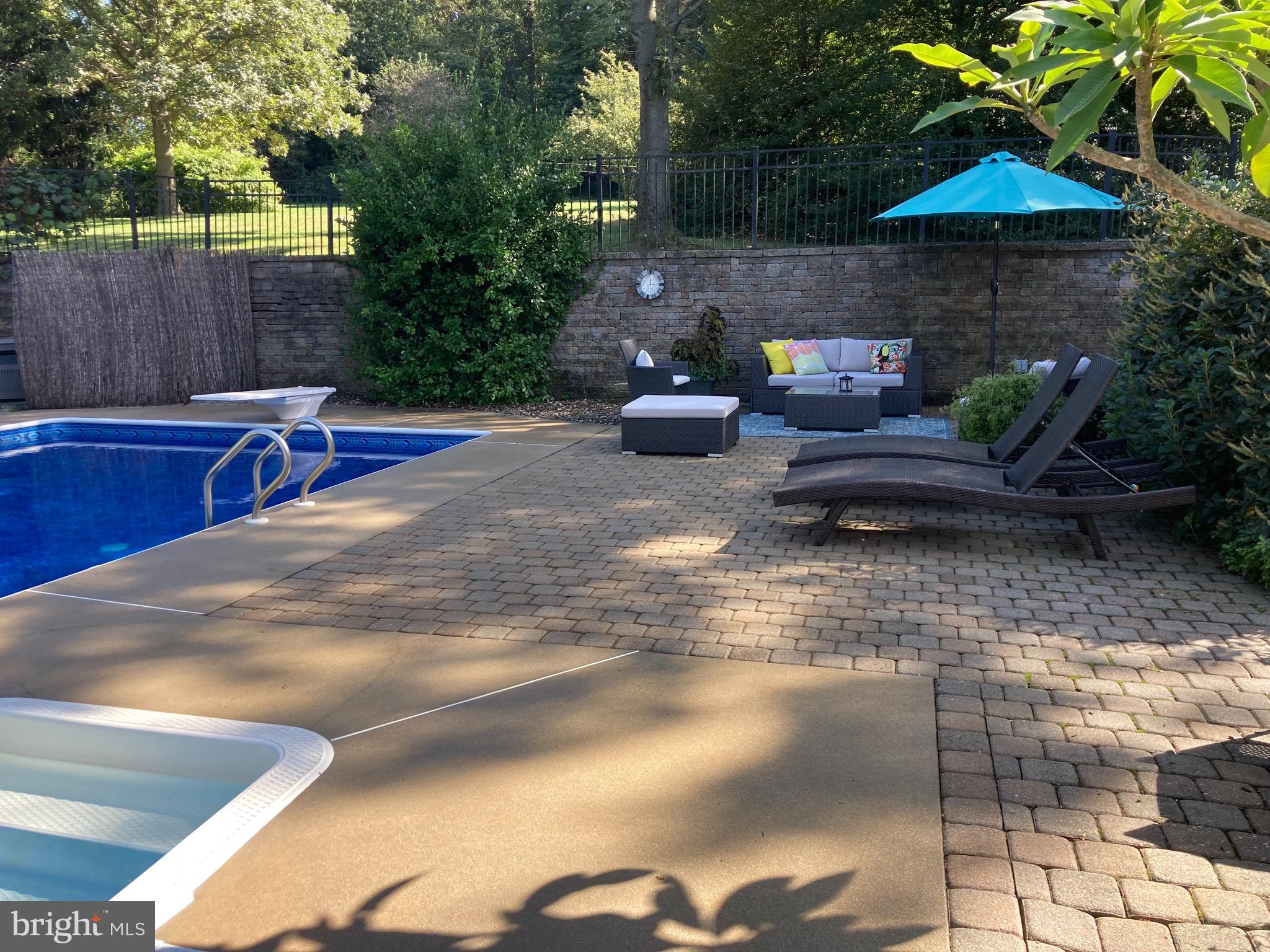 785 Dietz Road York, PA 17402 - Photo 7 of 72 Spacious pool area