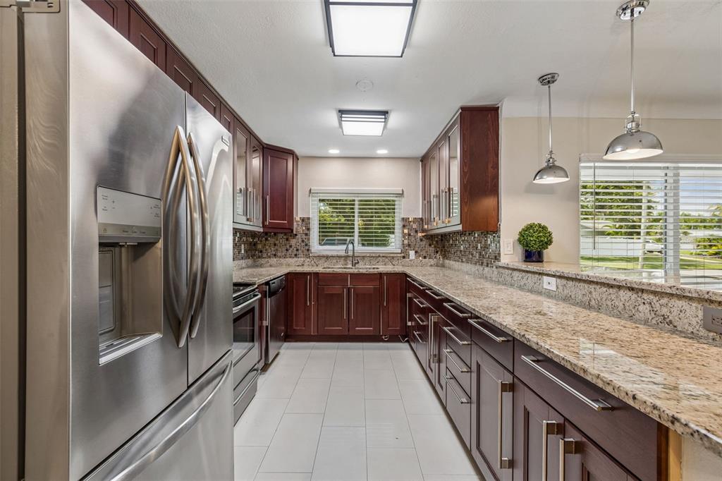 3282 Honeysuckle Road Largo, FL 33770 - Photo 27 of 92